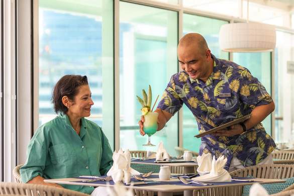 Paul Gauguin Cruises MS Paul Gauguin Le Grill Restaurant 4 ©Paul Gauguin Cruises.jpg